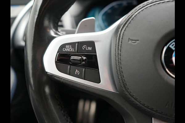 BMW X3 xDrive30e M Sport PHEV 293pk Dealer O.H | SOH 93% | Camera | Head Up | Sfeerverlichting | Sportstoelen & Stuur Verwarmd | Apple Carplay | Cruise Control | DAB | Navigatie | Virtual | 21"L.M | Plug In Hybrid |