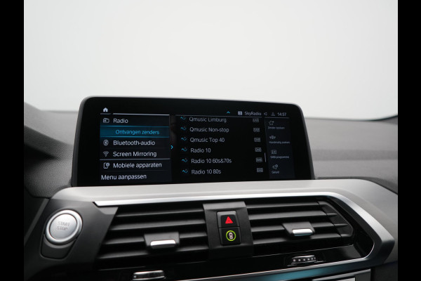 BMW X3 xDrive30e M Sport PHEV 293pk Dealer O.H | SOH 93% | Camera | Head Up | Sfeerverlichting | Sportstoelen & Stuur Verwarmd | Apple Carplay | Cruise Control | DAB | Navigatie | Virtual | 21"L.M | Plug In Hybrid |