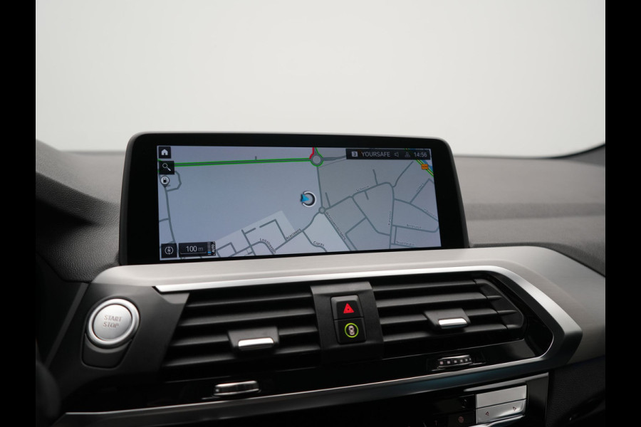 BMW X3 xDrive30e M Sport PHEV 293pk Dealer O.H | SOH 93% | Camera | Head Up | Sfeerverlichting | Sportstoelen & Stuur Verwarmd | Apple Carplay | Cruise Control | DAB | Navigatie | Virtual | 21"L.M | Plug In Hybrid |