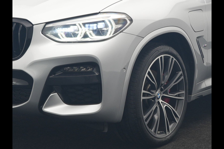 BMW X3 xDrive30e M Sport PHEV 293pk Dealer O.H | SOH 93% | Camera | Head Up | Sfeerverlichting | Sportstoelen & Stuur Verwarmd | Apple Carplay | Cruise Control | DAB | Navigatie | Virtual | 21"L.M | Plug In Hybrid |