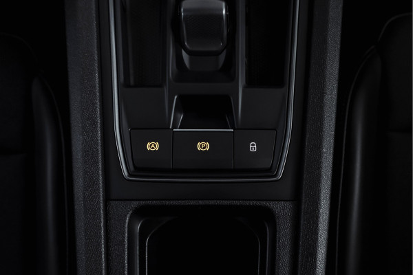 CUPRA Formentor 1.4 e-Hybrid 245 PK VZ Performance | Elek. Trekhaak | Dig. Cockpit | Adapt. Cruise | Stoel-+Stuurverw. | PDC | Camera | NAV + Carplay / Android |  LED | LM 19" |