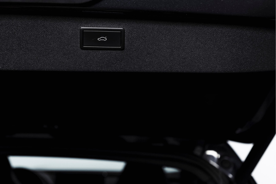 CUPRA Formentor 1.4 e-Hybrid 245 PK VZ Performance | Elek. Trekhaak | Dig. Cockpit | Adapt. Cruise | Stoel-+Stuurverw. | PDC | Camera | NAV + Carplay / Android |  LED | LM 19" |