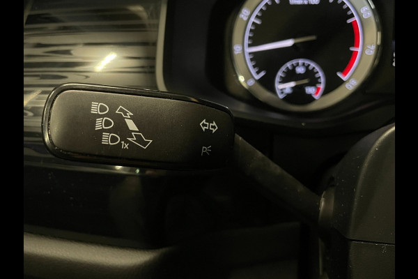 Škoda Kodiaq 1.5 TSI Limited Business Edition|AUTOMAAT|AFN.TREKHAAK|ACC|CARPLAY|CAMERA|CLIMATE+CRUISE|CANTON|ELEK.A-KLEP|STOELVERW