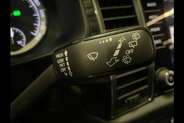 Škoda Kodiaq 1.5 TSI Limited Business Edition|AUTOMAAT|AFN.TREKHAAK|ACC|CARPLAY|CAMERA|CLIMATE+CRUISE|CANTON|ELEK.A-KLEP|STOELVERW