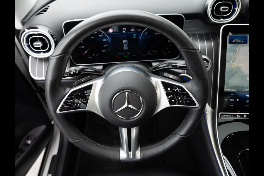Mercedes-Benz GLC 300e 4M AVANTGARDE ** HIGH LED, PANO, TREKH, MEMORY, WINTERPACK, 18-inch LMV ** 1e EIG - Ex MB-AG ** ** INFORMEER OOK NAAR ONZE AANTREKKELIJKE FINANCIAL-LEASE TARIEVEN **
