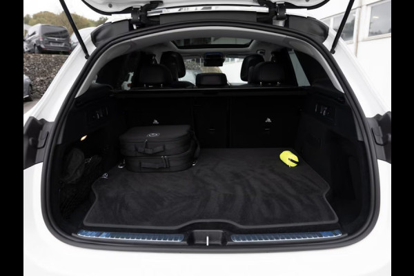 Mercedes-Benz GLC 300e 4M AVANTGARDE ** HIGH LED, PANO, TREKH, MEMORY, WINTERPACK, 18-inch LMV ** 1e EIG - Ex MB-AG ** ** INFORMEER OOK NAAR ONZE AANTREKKELIJKE FINANCIAL-LEASE TARIEVEN **