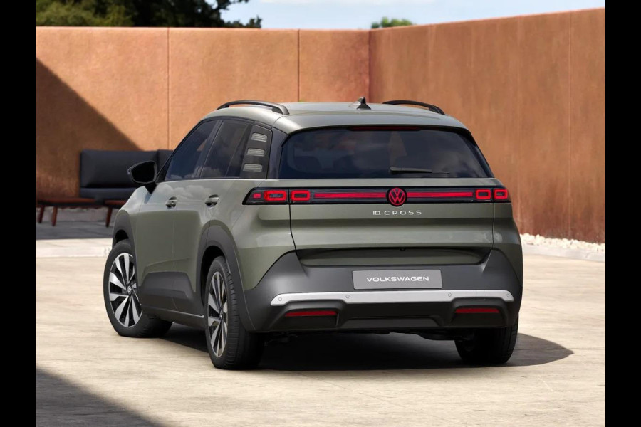 Volkswagen ID. Cross Style 52 kWh accu, 155 kW / 211 PK SUV Elektrische Achteruitrijcamera | Carplay | Adaptive Cruise Control