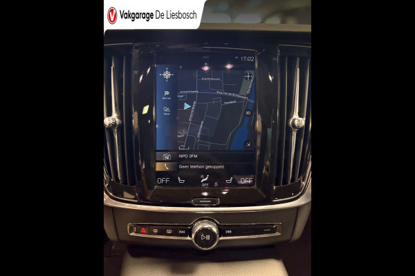 Volvo V90 2.0 T6 AWD Business Pro Automaat / Pano / leder / Harman Kardon / navi / camera/ head up