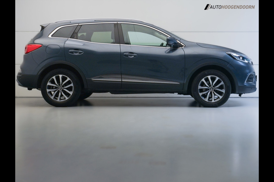 Renault Kadjar 1.3 TCe Intens Deluxe (APPLE CARPLAY,ADAPTIVE CRUISE,KEYLESS,DODEHOEK,STOELVERWARMING,CAMERA,TREKHAAK,TOPCONDITIE)