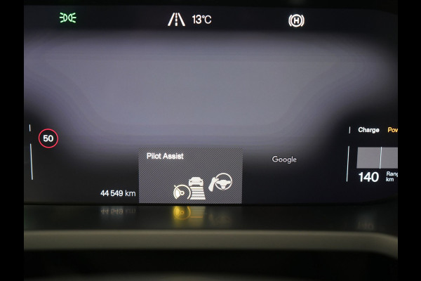 Polestar 2 Long Range Single Motor 78 kWh 231pk | Trekhaak Af Fabriek | Panodak | Adaptive Cruise | 360 Camera | Harman / Kardon | Lederen Sportstoelen Memory & Ventilatie | Stoelen & Stuur Verwarmd | 20"L.M | Keyless | BLIS | Apple Carplay |