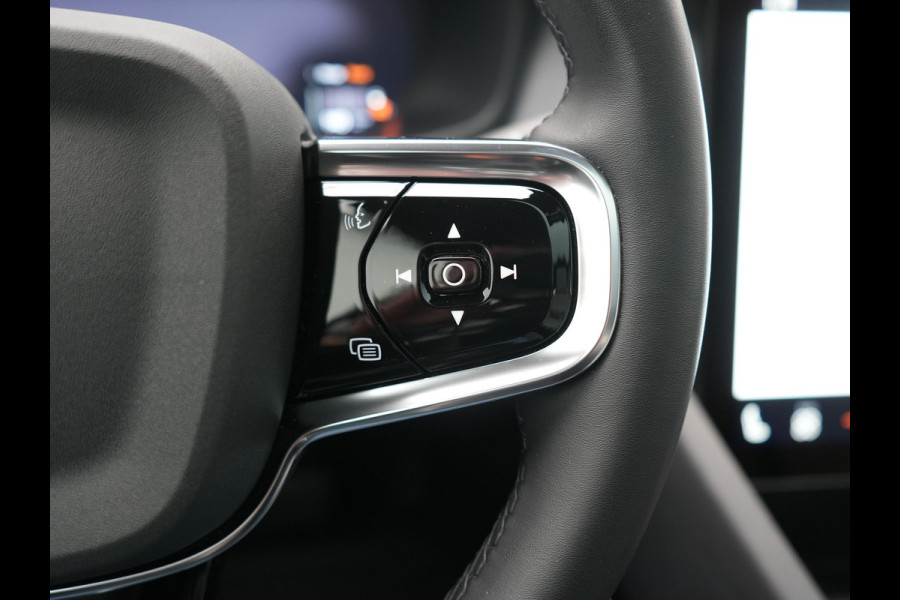 Polestar 2 Long Range Single Motor 78 kWh 231pk | Trekhaak Af Fabriek | Panodak | Adaptive Cruise | 360 Camera | Harman / Kardon | Lederen Sportstoelen Memory & Ventilatie | Stoelen & Stuur Verwarmd | 20"L.M | Keyless | BLIS | Apple Carplay |
