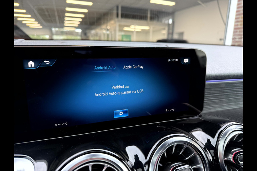 Mercedes-Benz EQB 250 Luxury Line 67 kWh SOH 97.5%, Panoramadak, Head Up Display