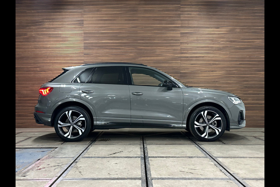 Audi Q3 45 TFSI e S-line Black edition | Chronos Grey | Audi-Sport 20 Inch| Full LED| ACC| Virtual| Camera | Ambient+| MMI+ |