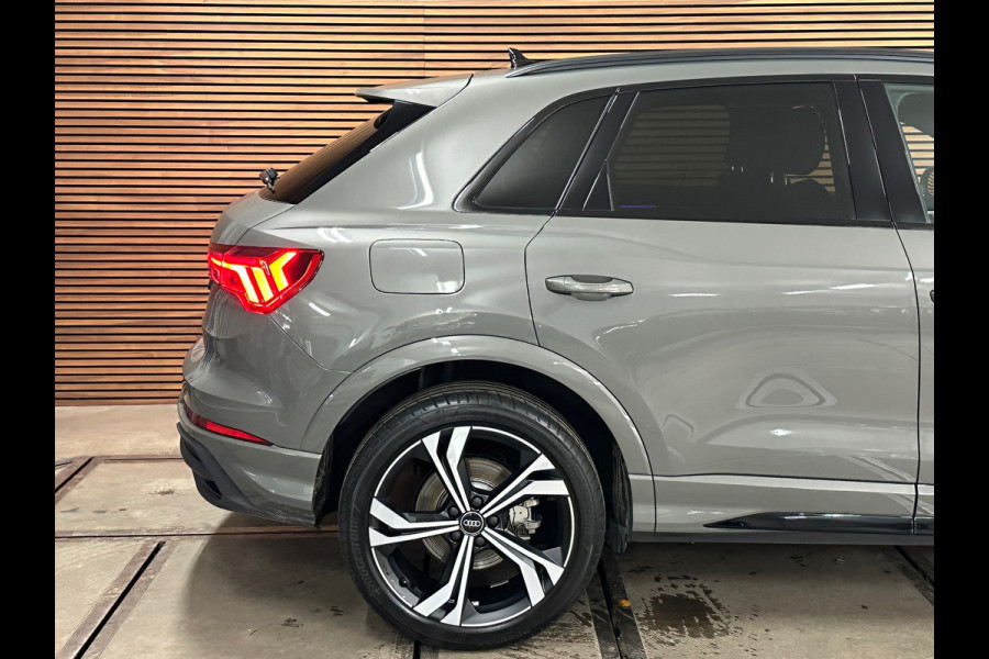 Audi Q3 45 TFSI e S-line Black edition | Chronos Grey | Audi-Sport 20 Inch| Full LED| ACC| Virtual| Camera | Ambient+| MMI+ |