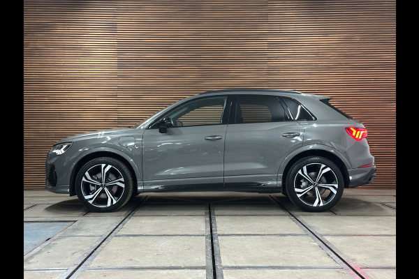 Audi Q3 45 TFSI e S-line Black edition | Chronos Grey | Audi-Sport 20 Inch| Full LED| ACC| Virtual| Camera | Ambient+| MMI+ |