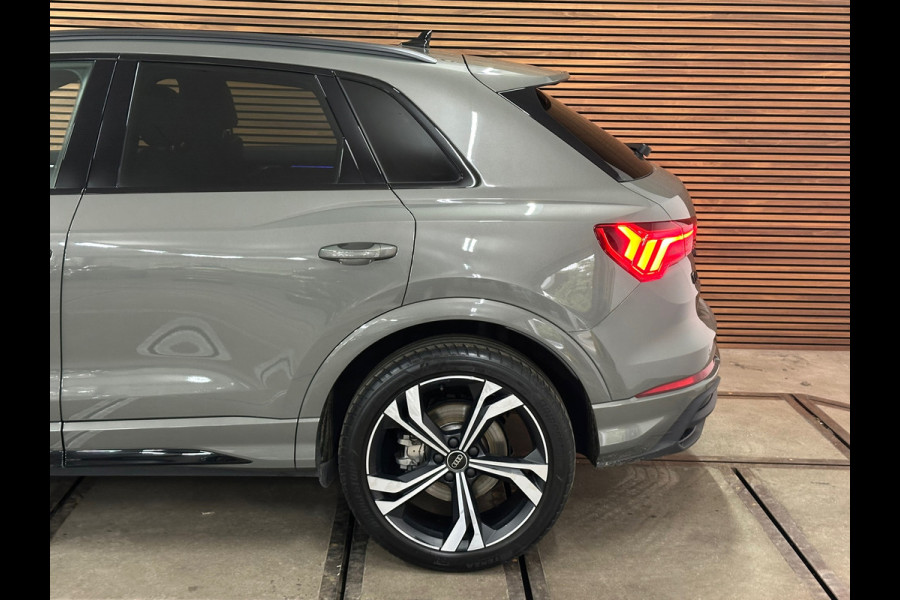 Audi Q3 45 TFSI e S-line Black edition | Chronos Grey | Audi-Sport 20 Inch| Full LED| ACC| Virtual| Camera | Ambient+| MMI+ |