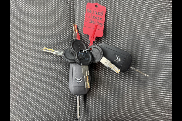 Citroën Berlingo 50kWh 136PK Elektrisch 50kWh 280km WLTP 136PK L1 Snelladen Climate Control Cruise Control Achteruitrijcamera