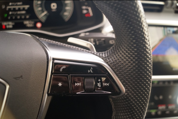 Audi A6 Avant 55 TFSI e PHEV Quattro S-line Competition -LEER-PANO-HUD-