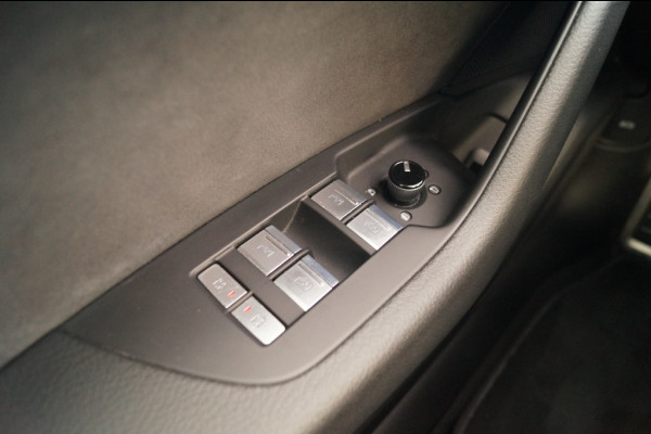 Audi A6 Avant 55 TFSI e PHEV Quattro S-line Competition -LEER-PANO-HUD-