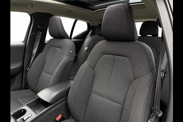 Volvo XC40 1.5 T4 Recharge | Pano | Camera | Trekhaak | Carplay | Elektrische achterklep | DAB+