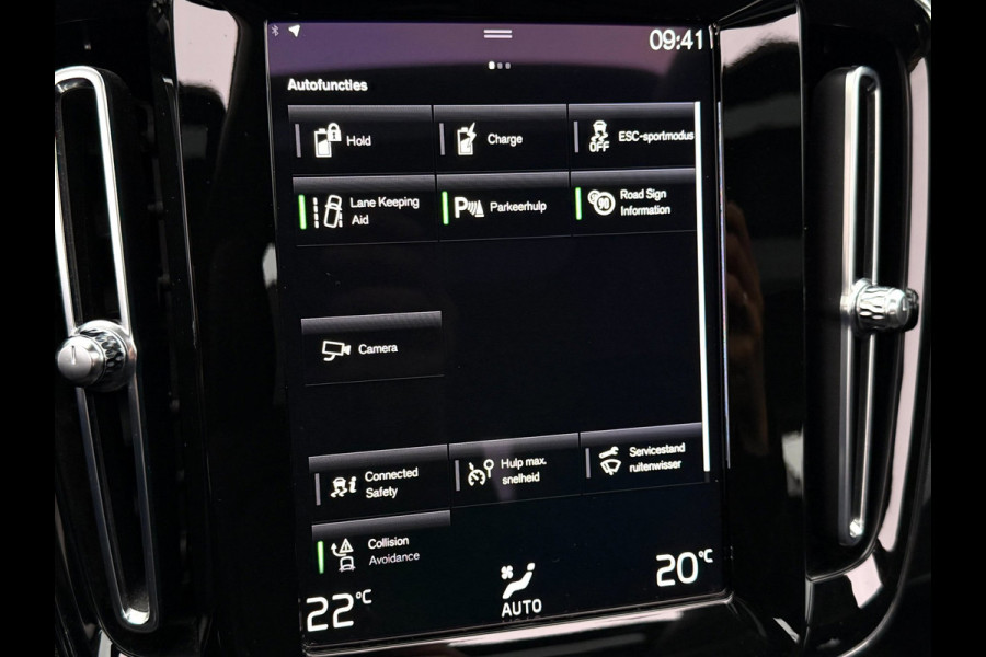 Volvo XC40 1.5 T4 Recharge | Pano | Camera | Trekhaak | Carplay | Elektrische achterklep | DAB+