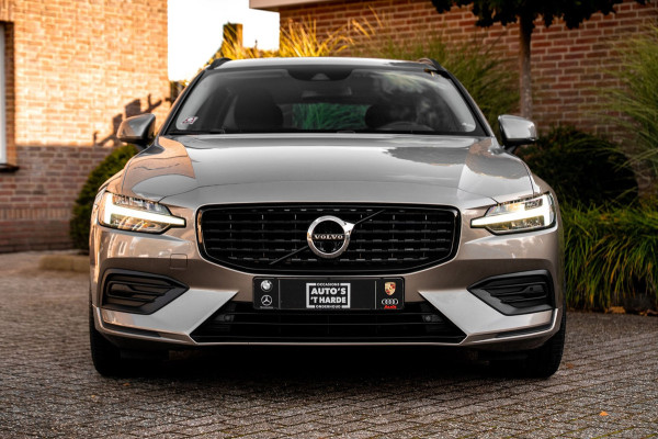 Volvo V60 2.0 B3 Momentum 163 PK 1e Eig Adaptive Stoel/stuurverw. Camera 20''