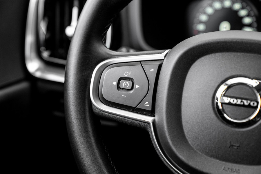 Volvo V60 2.0 B3 Momentum 163 PK 1e Eig Adaptive Stoel/stuurverw. Camera 20''