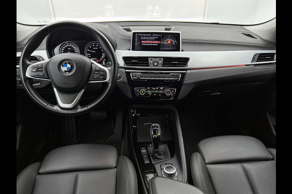 BMW X2 SDrive18i Executive Edition (GROOT-NAVIGATIE, STOELVERWARMING, CAMERA, PDC, DEALER ONDERHOUDEN, LED,