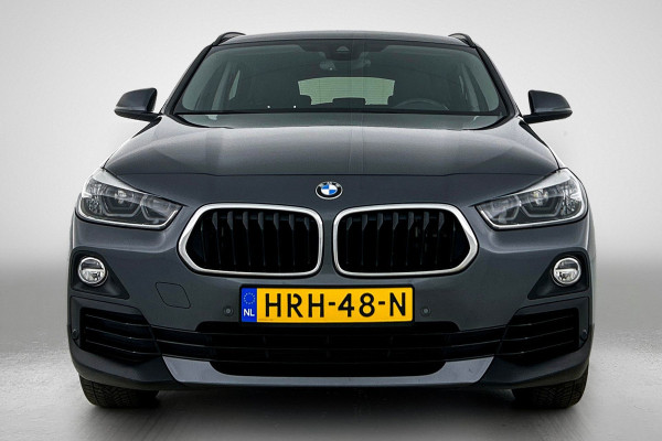 BMW X2 SDrive18i Executive Edition (GROOT-NAVIGATIE, STOELVERWARMING, CAMERA, PDC, DEALER ONDERHOUDEN, LED,
