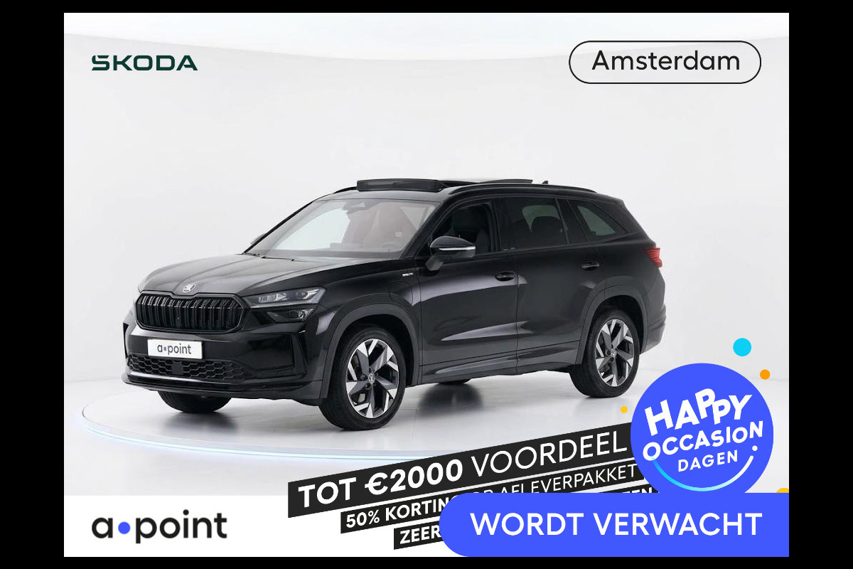 Škoda Kodiaq 1.5 TSI PHEV Sportline Business 150 pk Automaat (DSG) | Navigatie | Panoramadak | Trekhaak (wegklapbaar) | Parkeersensoren | Achteruitrijcamera | Adaptieve cruise control | Stuur / Stoelverwarming v/a | Draadloze Telefoonlader |