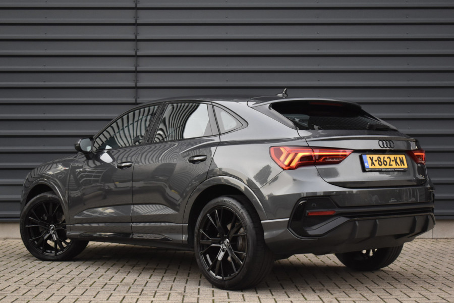 Audi Q3 Sportback 35 TFSI S Line | ACC | 20'' Wielen | Trekhaak wegkl. | Stoelverwarming | Camera | Dodehoek |