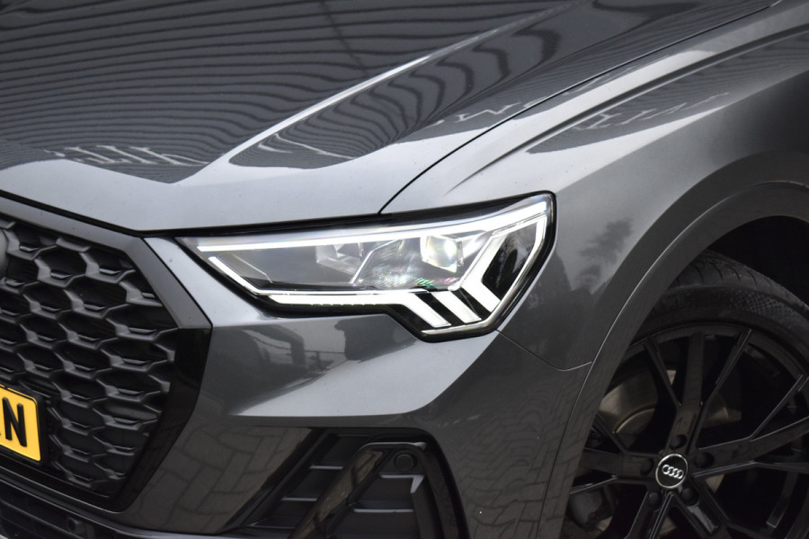 Audi Q3 Sportback 35 TFSI S Line | ACC | 20'' Wielen | Trekhaak wegkl. | Stoelverwarming | Camera | Dodehoek |