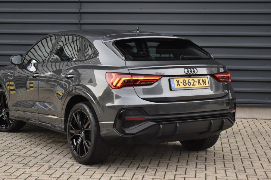 Audi Q3 Sportback 35 TFSI S Line | ACC | 20'' Wielen | Trekhaak wegkl. | Stoelverwarming | Camera | Dodehoek |