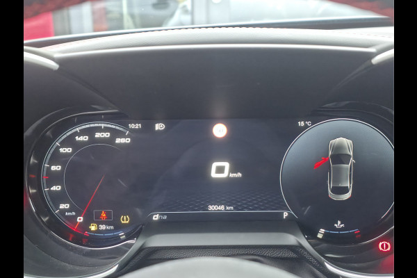 Alfa Romeo Giulia 2.0 T GME AWD Competizione Lederen Dashboard met rood stiksel | Harman/Kardon audio