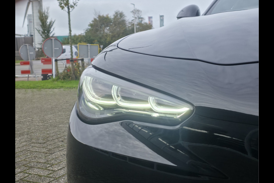 Alfa Romeo Giulia 2.0 T GME AWD Competizione Lederen Dashboard met rood stiksel | Harman/Kardon audio