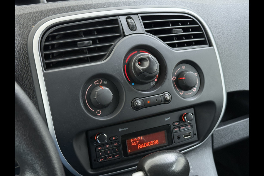 Renault Kangoo Z.E. Maxi Huur Accu Trekhaak Airco Bluetooth Cruise Control SOH 75% Schuifdeur Achterdeuren Tussenwand