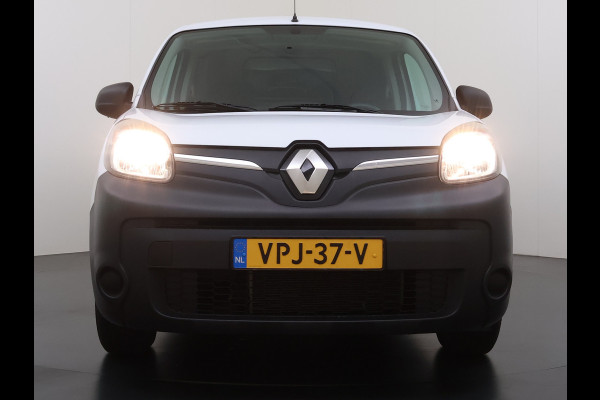 Renault Kangoo Z.E. Maxi Huur Accu Trekhaak Airco Bluetooth Cruise Control SOH 75% Schuifdeur Achterdeuren Tussenwand