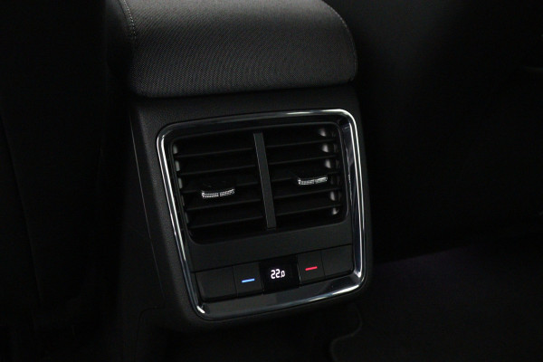 Škoda ENYAQ iV 80 Business 204 PK Edition, SOH 96 %, Winterpakket, Adap. Cruise Control, Carplay, Head-Up