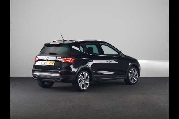 Seat Arona 1.0 TSI FR Business Intense 110pk | Airco automatisch | Apple Carplay/Android Auto | Cruise control adaptief | Full-LED koplampen | Navigatiesysteem | Rijstrooksensor met correctie | Voorstoelen verwarmd | Lichtmetalen velgen 18",