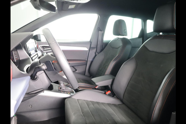 Seat Arona 1.0 TSI FR Business Intense 110pk | Airco automatisch | Apple Carplay/Android Auto | Cruise control adaptief | Full-LED koplampen | Navigatiesysteem | Rijstrooksensor met correctie | Voorstoelen verwarmd | Lichtmetalen velgen 18",
