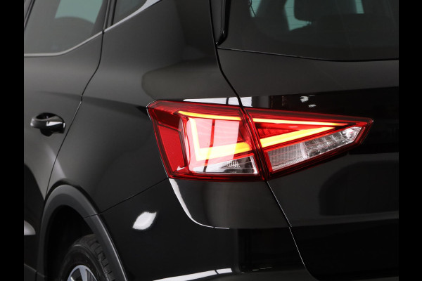 Seat Arona 1.0 TSI FR Business Intense 110pk | Airco automatisch | Apple Carplay/Android Auto | Cruise control adaptief | Full-LED koplampen | Navigatiesysteem | Rijstrooksensor met correctie | Voorstoelen verwarmd | Lichtmetalen velgen 18",