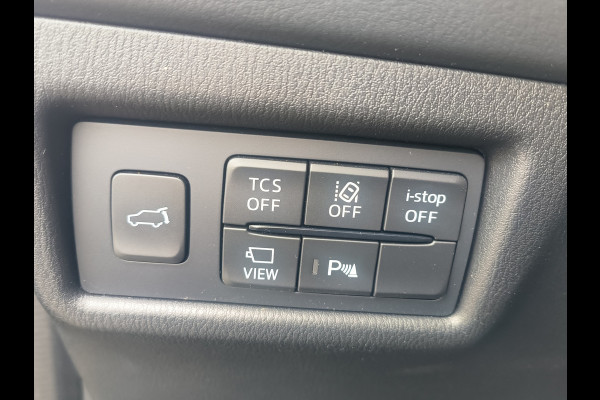 Mazda CX-5 2.0 SkyActiv-G 165 Luxury Rijklaar “Sinds 1970 | 5.000+ reviews | Score 9,5 | Service zoals ’t hoort” Henk Jongen Auto's in Helmond,  al 50 jaar service zoals 't hoort!