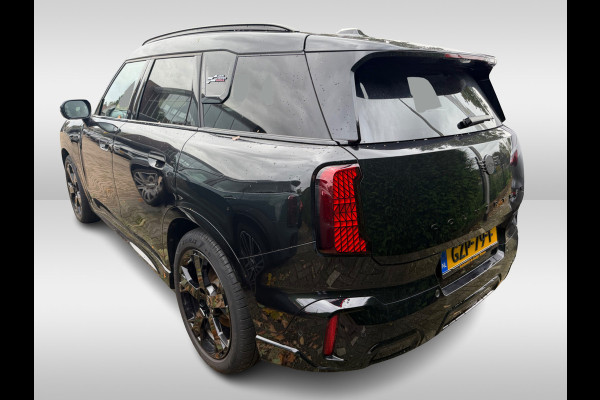 MINI Countryman E John Cooper Works XL 66.5 kWh / SOH 99,9% / Trekhaak / Panoramadak / 360Camera / Head-up / Harman Kardon / 20'' / Leder / Sfeerverlichting / LED / CarPlay / Dodehoek / DAB / ACC
