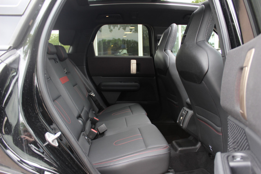 MINI Countryman E John Cooper Works XL 66.5 kWh / SOH 99,9% / Trekhaak / Panoramadak / 360Camera / Head-up / Harman Kardon / 20'' / Leder / Sfeerverlichting / LED / CarPlay / Dodehoek / DAB / ACC