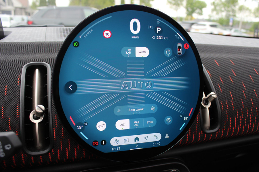 MINI Countryman E John Cooper Works XL 66.5 kWh / SOH 99,9% / Trekhaak / Panoramadak / 360Camera / Head-up / Harman Kardon / 20'' / Leder / Sfeerverlichting / LED / CarPlay / Dodehoek / DAB / ACC