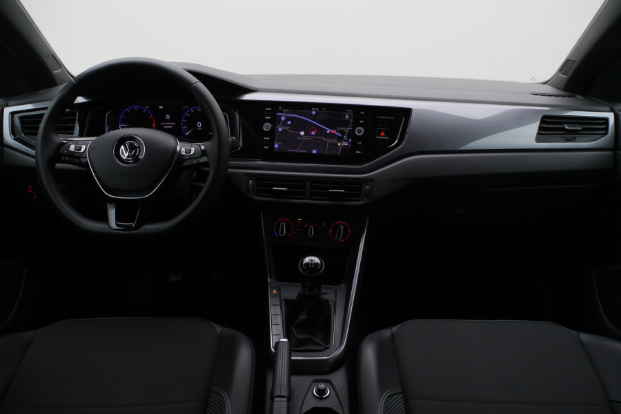Volkswagen Polo 1.0 TSI Comfortline Virtual Cockpit, Camera, ACC, Apple Carplay, DAB, 15"