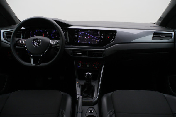 Volkswagen Polo 1.0 TSI Comfortline Virtual Cockpit, Camera, ACC, Apple Carplay, DAB, 15"