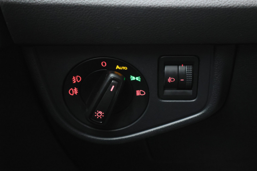 Volkswagen Polo 1.0 TSI Comfortline Virtual Cockpit, Camera, ACC, Apple Carplay, DAB, 15"