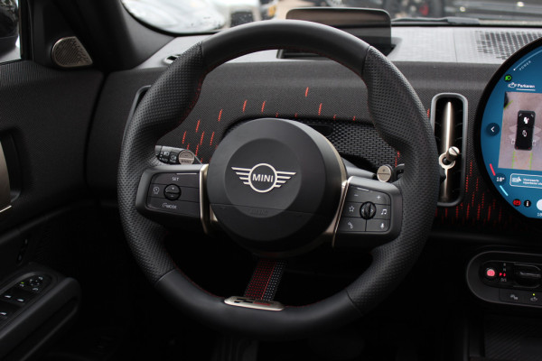 MINI Countryman E John Cooper Works XL 66.5 kWh / SOH 99,9% / Trekhaak / Panoramadak / 360Camera / Head-up / Harman Kardon / 20'' / Leder / Sfeerverlichting / LED / CarPlay / Dodehoek / DAB / ACC