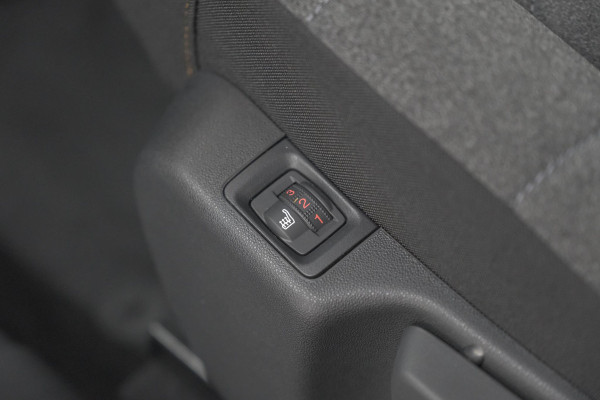 Citroën C3 PureTech 82 Max | Trekhaak | Keyless | Camera | Parkeersensoren | Navigatie | Stoelverwarming
